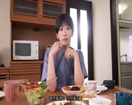 JAV non censuré sous-titré : pornstar japonaise à gros seins en trio, anal et squirt